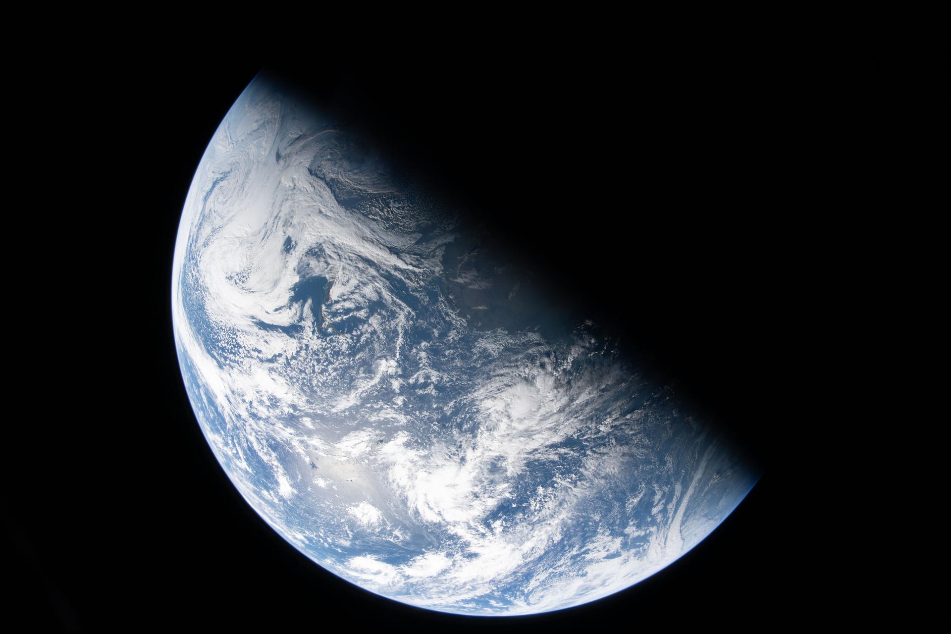 Full Earth view from Orion Artemis II NASA